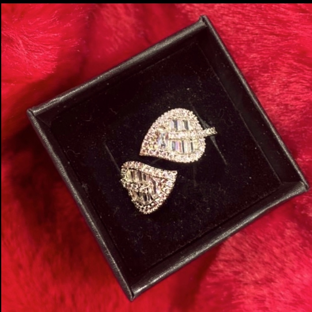 Gold Dipped resizable Anita ko style ring double leaf ring *pre order* - Picture 12 of 15